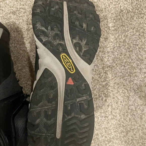 KEEN Men's Nxis Evo mid Height Waterproof Hiking Boot Men's 11 - Picture 4 of 4